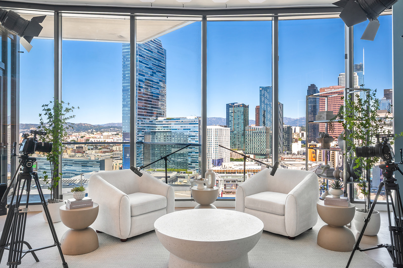 Aura House Studios - Professional Production Spaces in LA